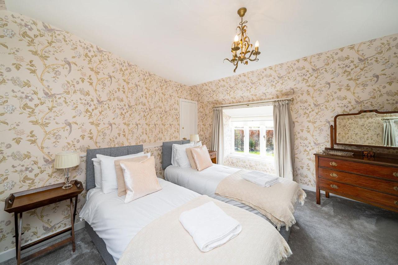 Thrums Cottage Kirriemuir Exteriör bild